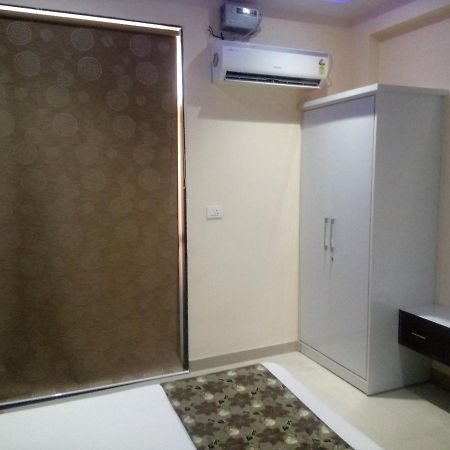 Anamsa Residency Vrindāvan Exterior photo