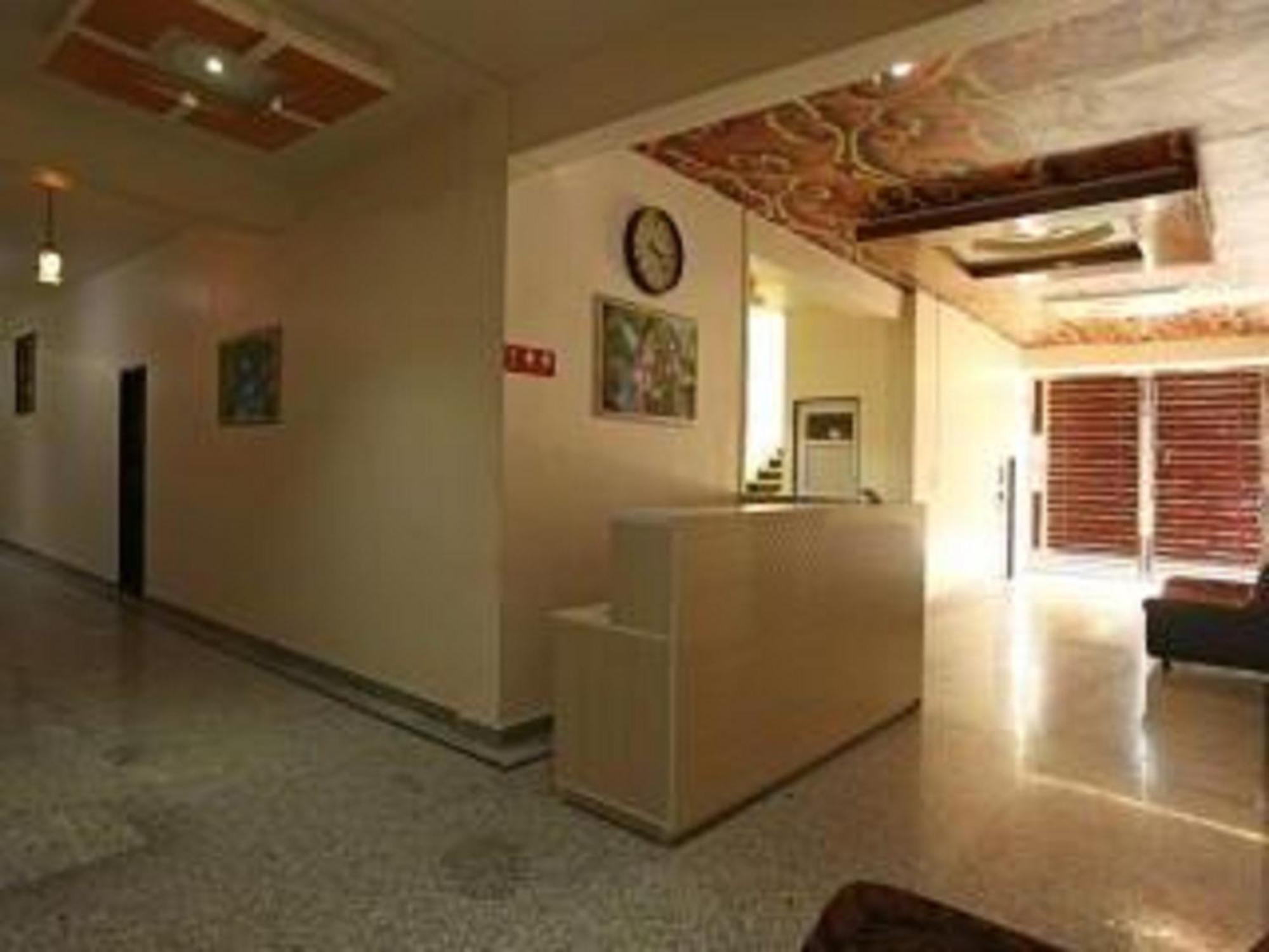 Anamsa Residency Vrindāvan Exterior photo