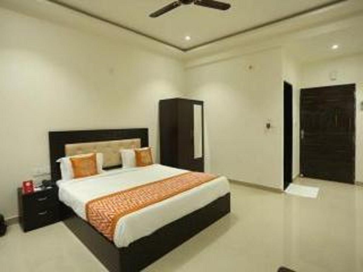 Anamsa Residency Vrindāvan Exterior photo